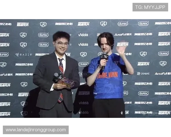 V5战队在世界大师赛中以100分稳居积分榜首位展现强大实力