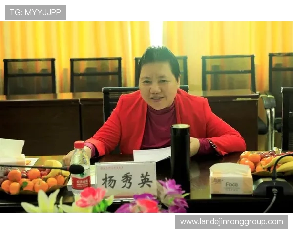 与排球传奇杨秀英的深度对话回顾她辉煌的运动生涯与心路历程