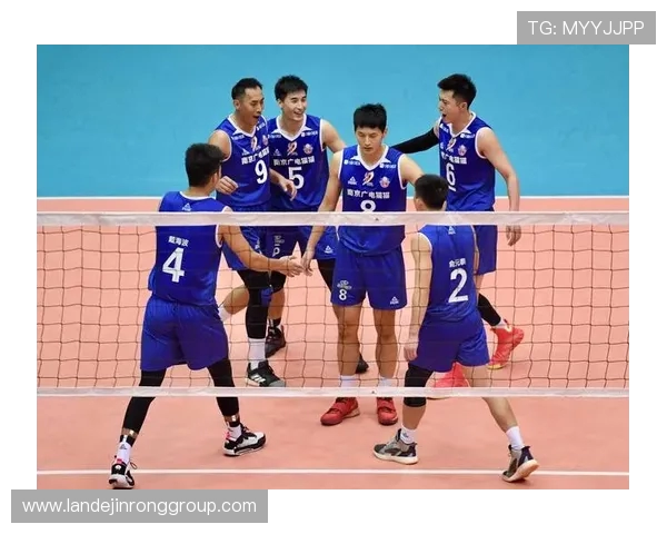 南京排球队在最新排球状态排行榜中荣登第8名展现出强劲实力与潜力