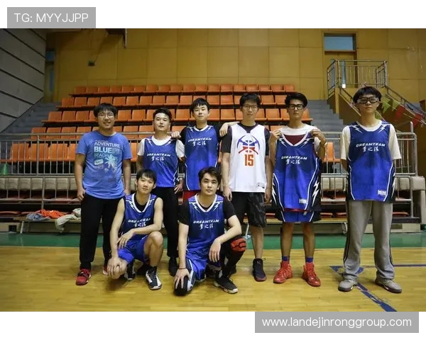 赛后复盘：成都篮球队与北京篮球队的团队协作与战术分析