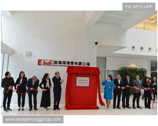 台湾银行队迎战高雄球队力争胜利展现实力与团队精神