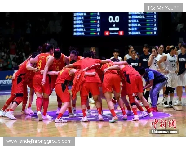 女篮迎战朝韩联队全力以赴力争胜利展现拼搏精神