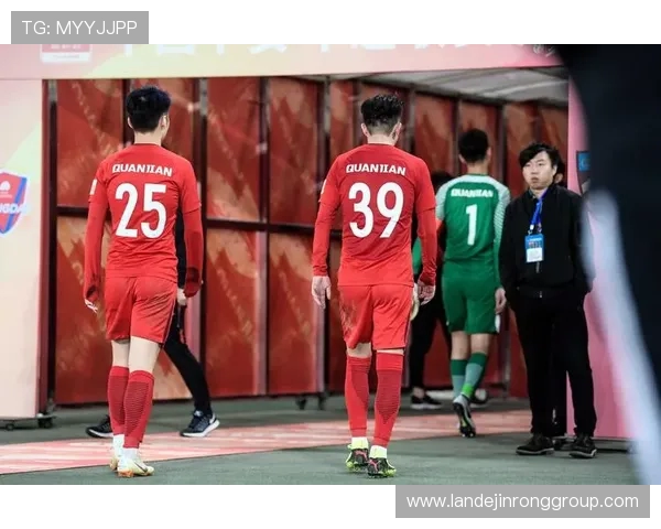 权健与人和激战正酣pp直播带你全程体验精彩瞬间 权健与人和激战正酣pp直播带你全程体验精彩瞬间