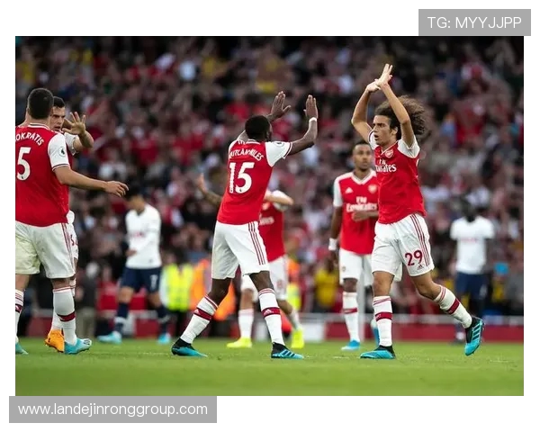 阿森纳与利物浦激战在即球迷期待精彩对决与历史交锋